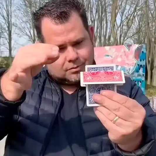 Melt Card by Mickael Chatelain by Difatta
