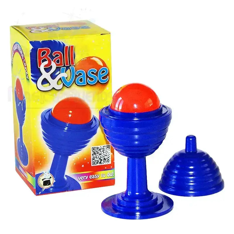 Ball and Vase - New by Difatta