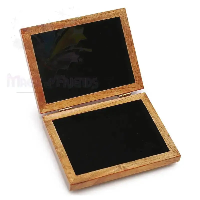 Super Magnetic Card Box by Difatta