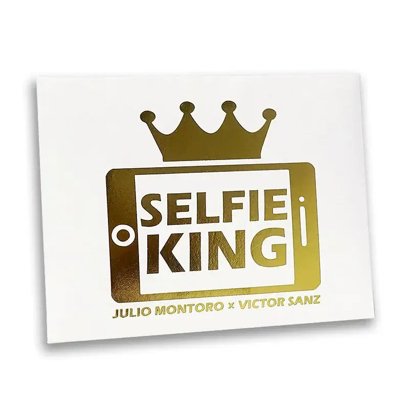 Selfie King by Julio Montoro & Victor Sanz by Difatta