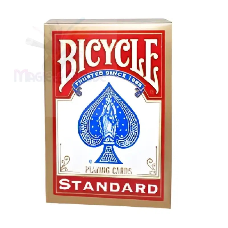 Eine goldfarbene Schachtel mit Spielkarten der Marke Bicycle.