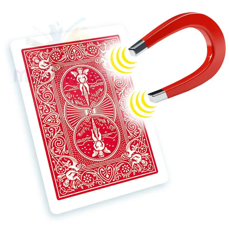 Rote Spielkarte mit einem U-förmigen Magneten.
