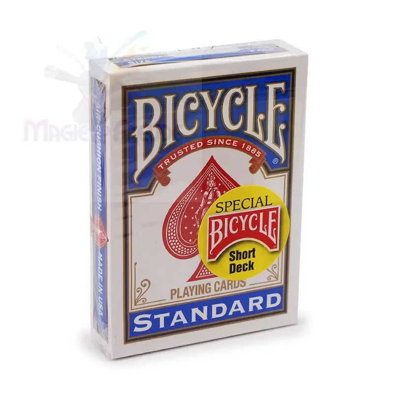 Ein versiegeltes Kartenspiel von Bicycle, Typ ’Standard’, mit ’Air-Cushion Finish’ und einer ’Short Deck’-Sonderfunktion.