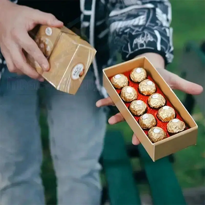 Bonbon Box Gold By Twister Magic by Difatta