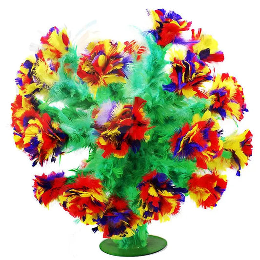 Ein lebendiger, farbenfroher Federblumenbaum mit roten, gelben und blauen Blüten.