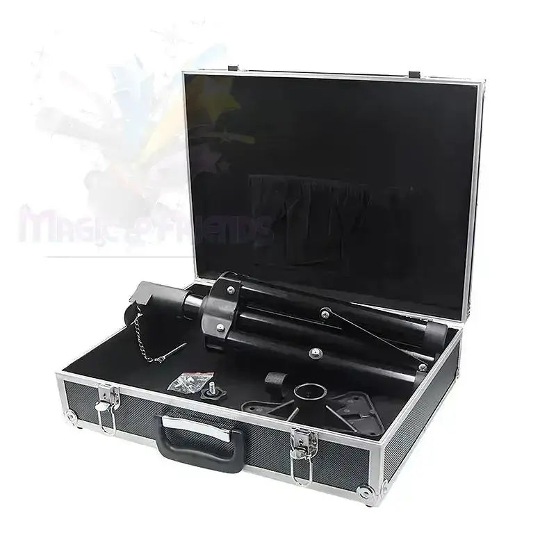 Case & Table by Difatta