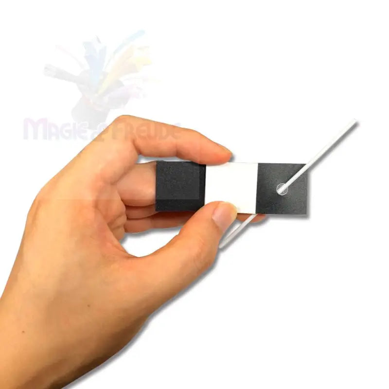 Incredible Moving Hole - Magic Product