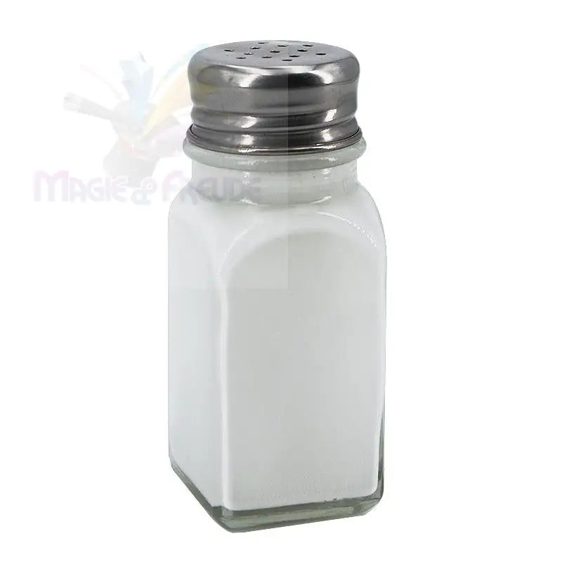 Salzstreuer aus klarem Glas mit weißer, pulverförmiger Substanz und einem silbernen Metalldeckel.