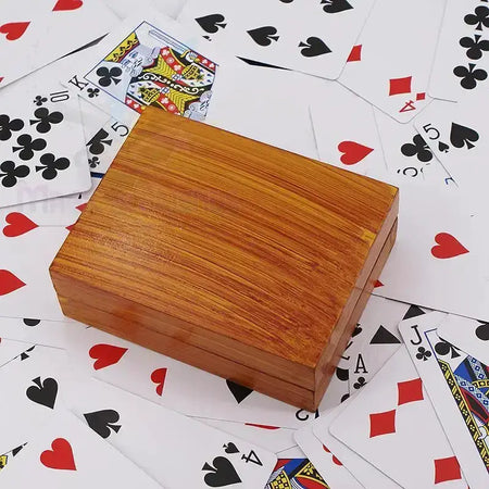 Magnetic Card Box by Difatta