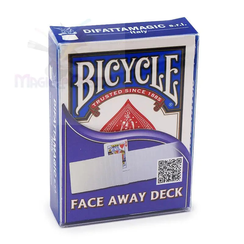 Ein Deck von Bicycle Spielkarten in einer blau-weißen Schachtel.