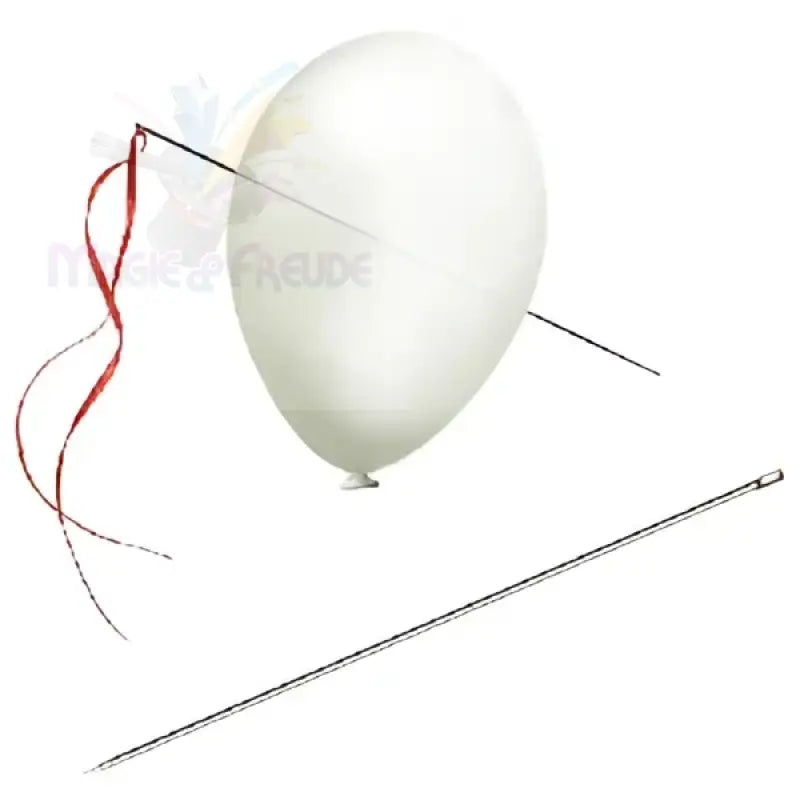 Ein weißer Luftballon mit einer langen Nadel, die durch ihn hindurchgeht.