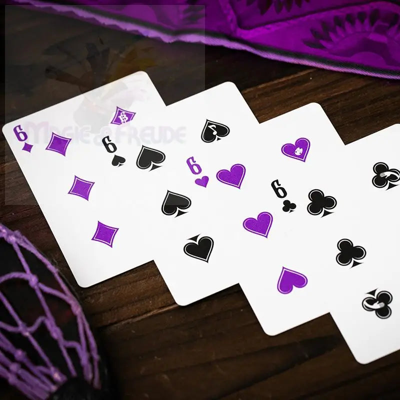 One Piece Playing Cards – Robin - Magic Product