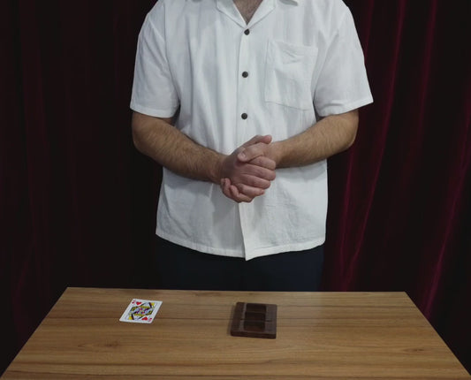 Split Card by Tora Magic