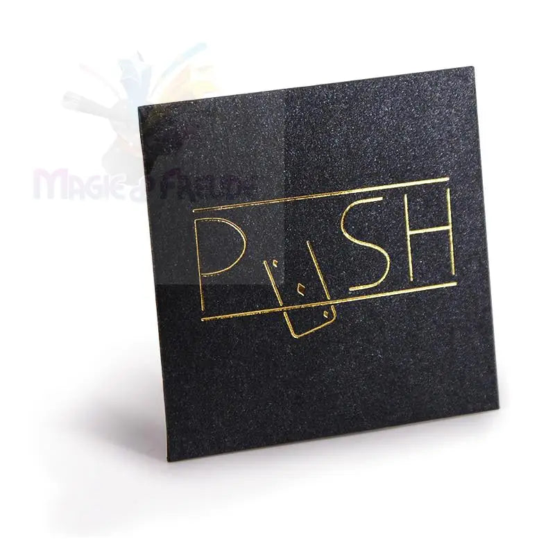 Schwarzer strukturierter Geschenkkarton mit Goldfolienbeschriftung.