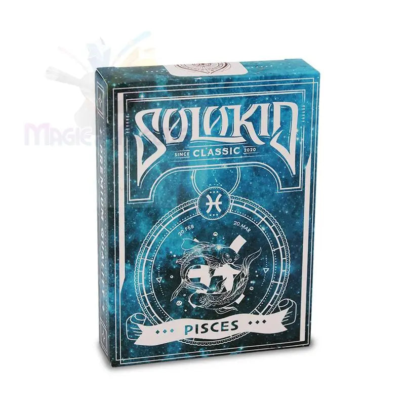 Blaues Spielkartenset mit dem Tierkreiszeichen der Fische.