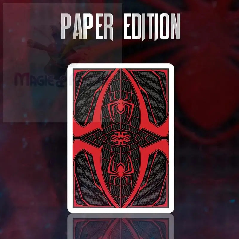 Rote und schwarze Spider-Man Spielkarte.