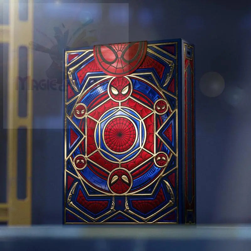 Eine dekorative Spider-Man-Dose mit einem glasmalereiähnlichen Design in Rot, Blau und Gold mit mehreren Spider-Man-Masken.