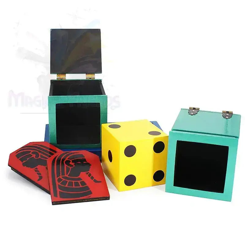 Split Die Box with Tray by Difatta