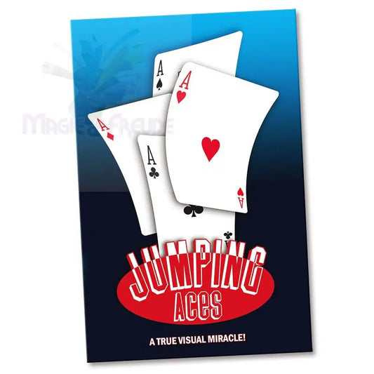 Ein blau-schwarzes Plakat, das für einen Zaubertrick namens ’Jumping Aces’ wirbt, mit vier aufgefächerten Spielkarten (Assen).