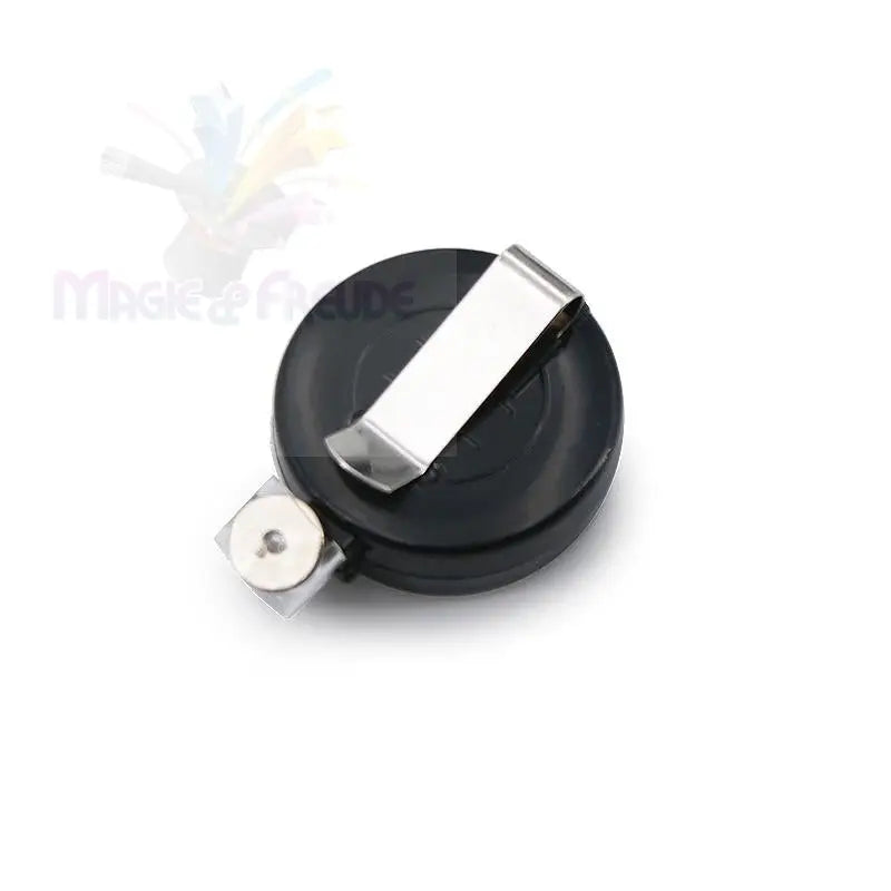 Schwarze, ausziehbare Badge-Rolle mit Metall-Gürtelclip.