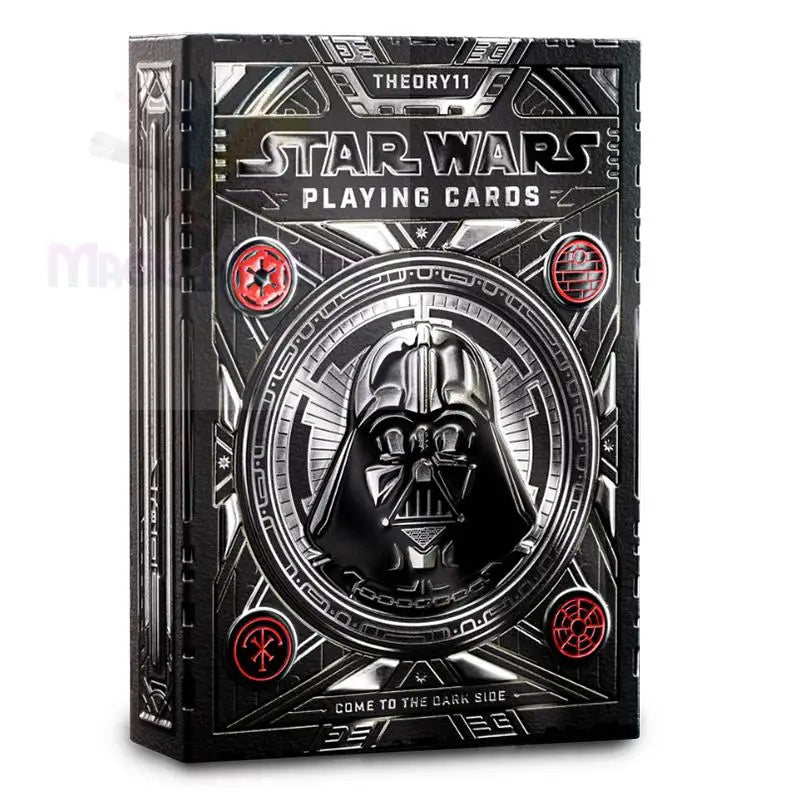 Star Wars Spielkarten mit dem Helm von Darth Vader.