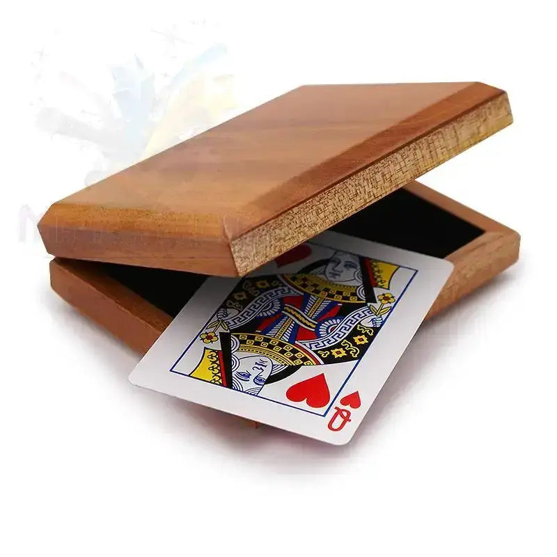 Super Magnetic Card Box by Difatta