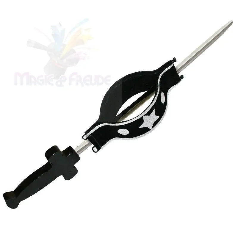 Ein schwarz-weißer, schwertähnlicher Brieföffner mit Sternmotiv.