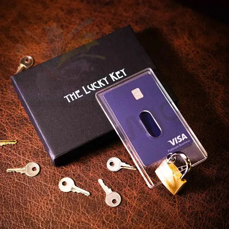 The Lucky Key - Close Up by Difatta