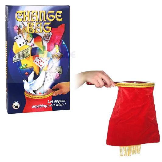 Eine magische ’Wechselsack’-Requisite, bestehend aus einer bunten Schachtel und einem roten Stoffbeutel mit Henkel.